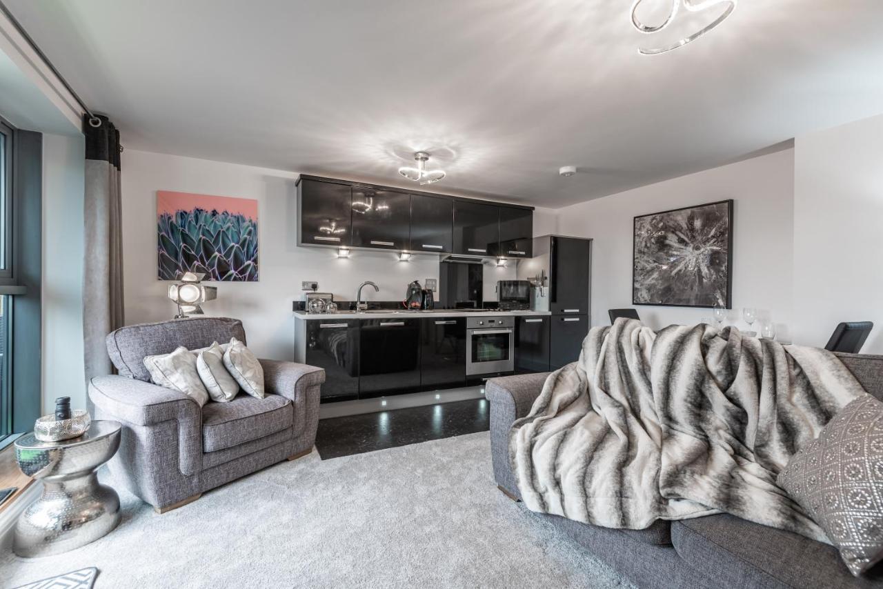 Luxurious River View Apartment With Terrace Worcester Zewnętrze zdjęcie