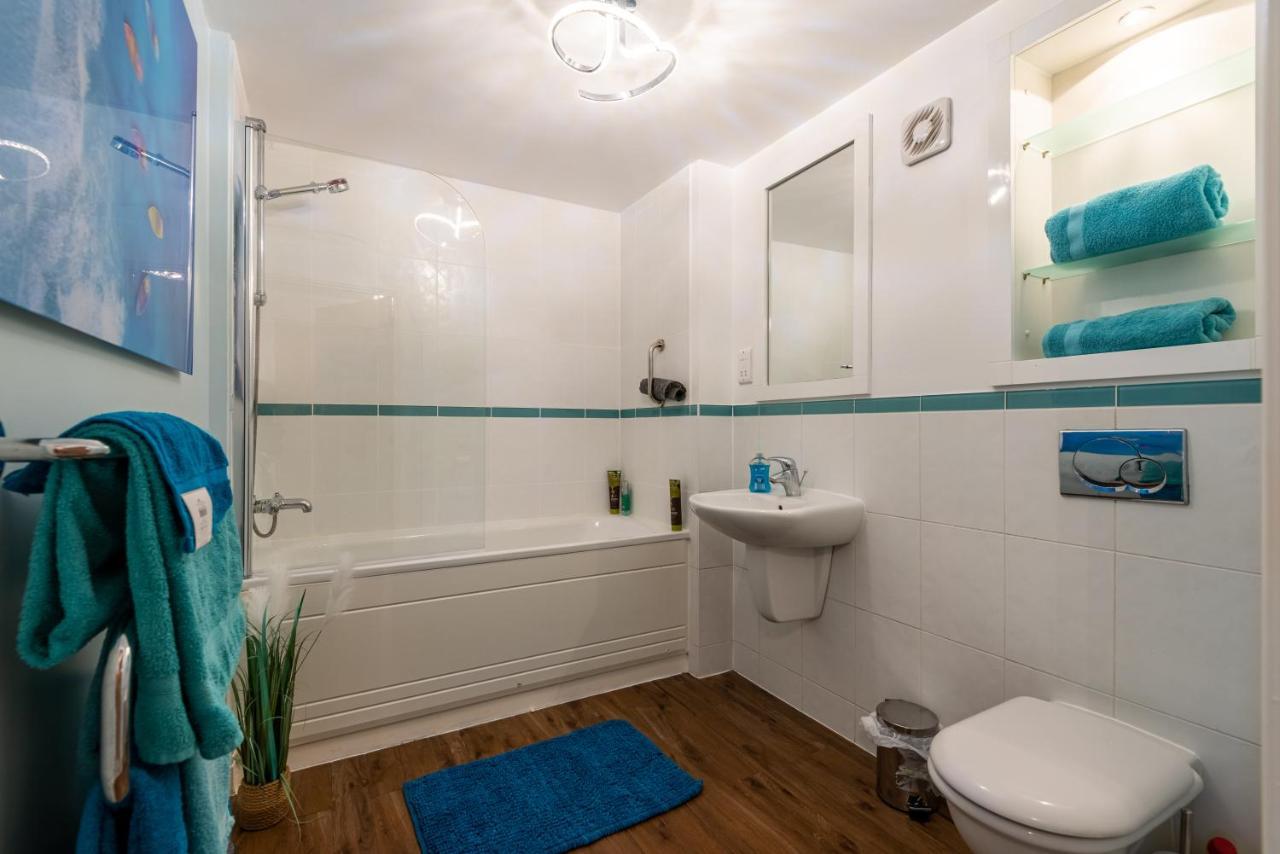 Luxurious River View Apartment With Terrace Worcester Zewnętrze zdjęcie