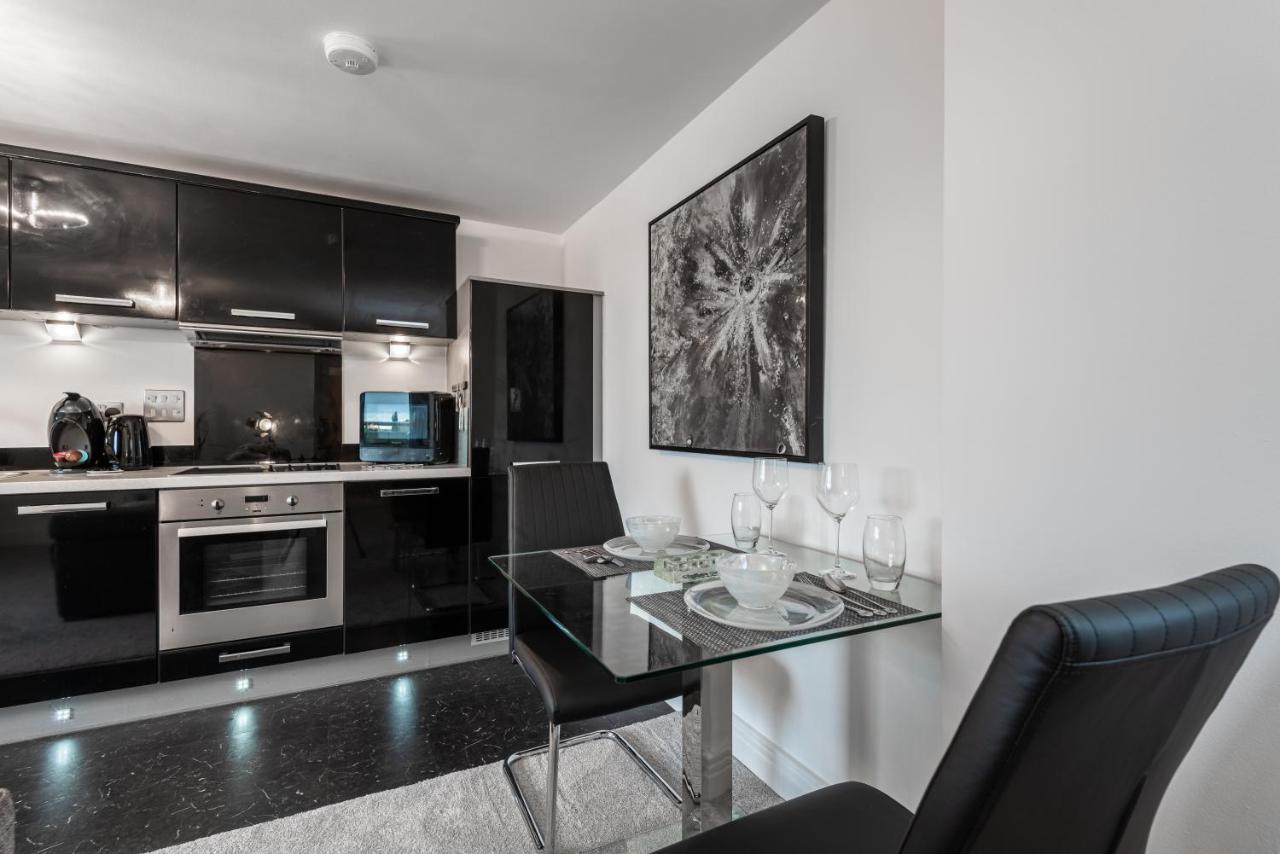 Luxurious River View Apartment With Terrace Worcester Zewnętrze zdjęcie